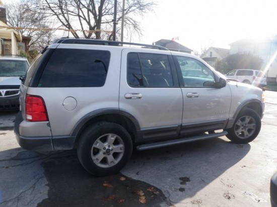 Ford Explorer XLT 2004