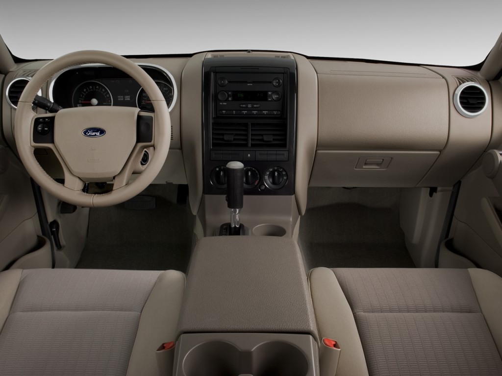 Ford Explorer XLT 2010