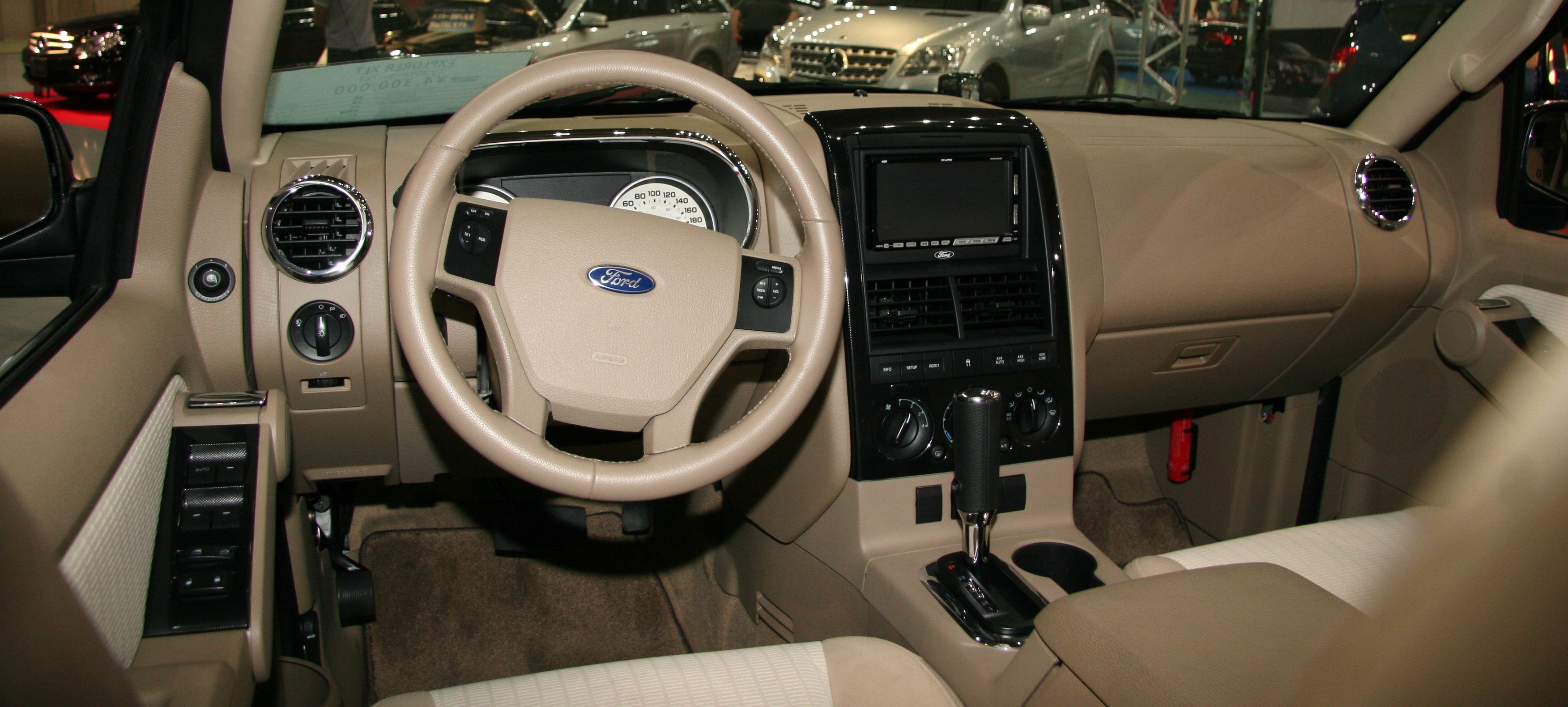 Ford Explorer XLT 2010