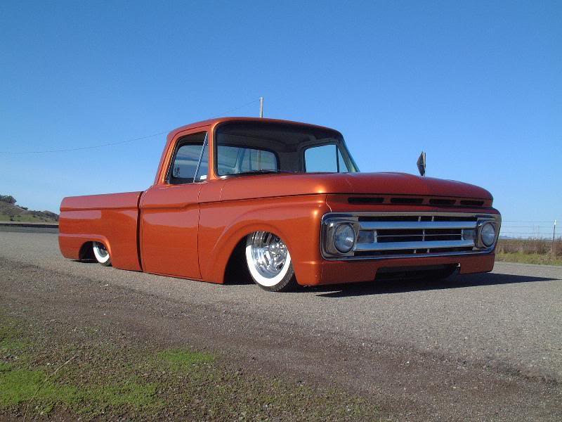 Ford F100 Slammed
