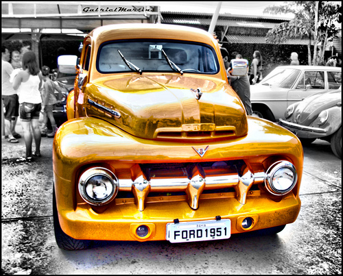Ford F100 V8