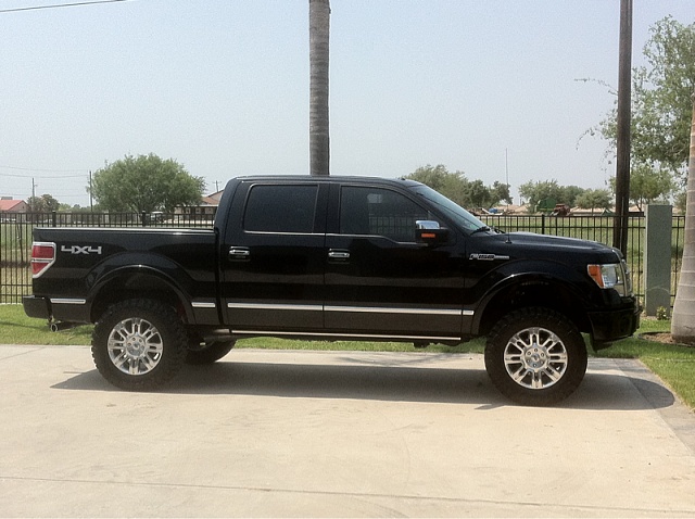 Ford F150 Platinum Lifted