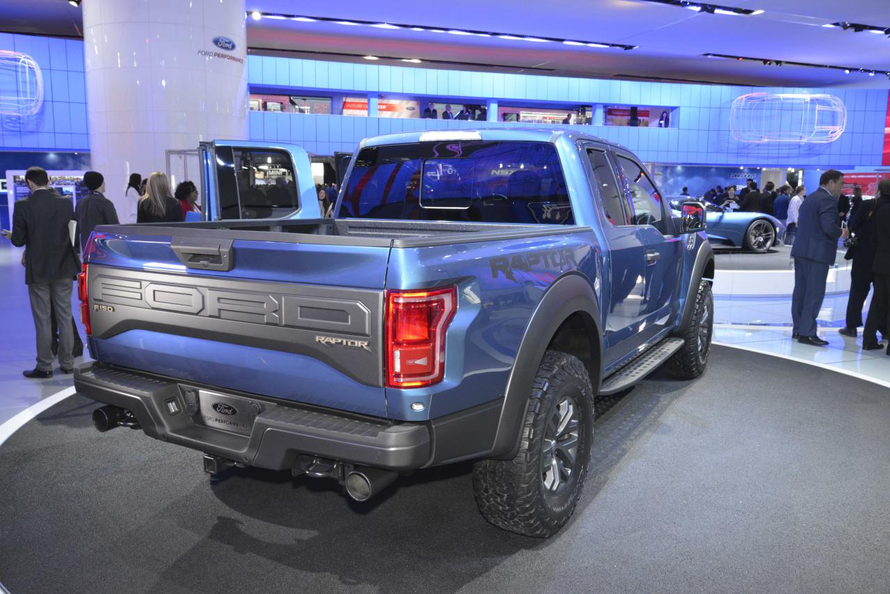 Ford F150 Raptor 2017