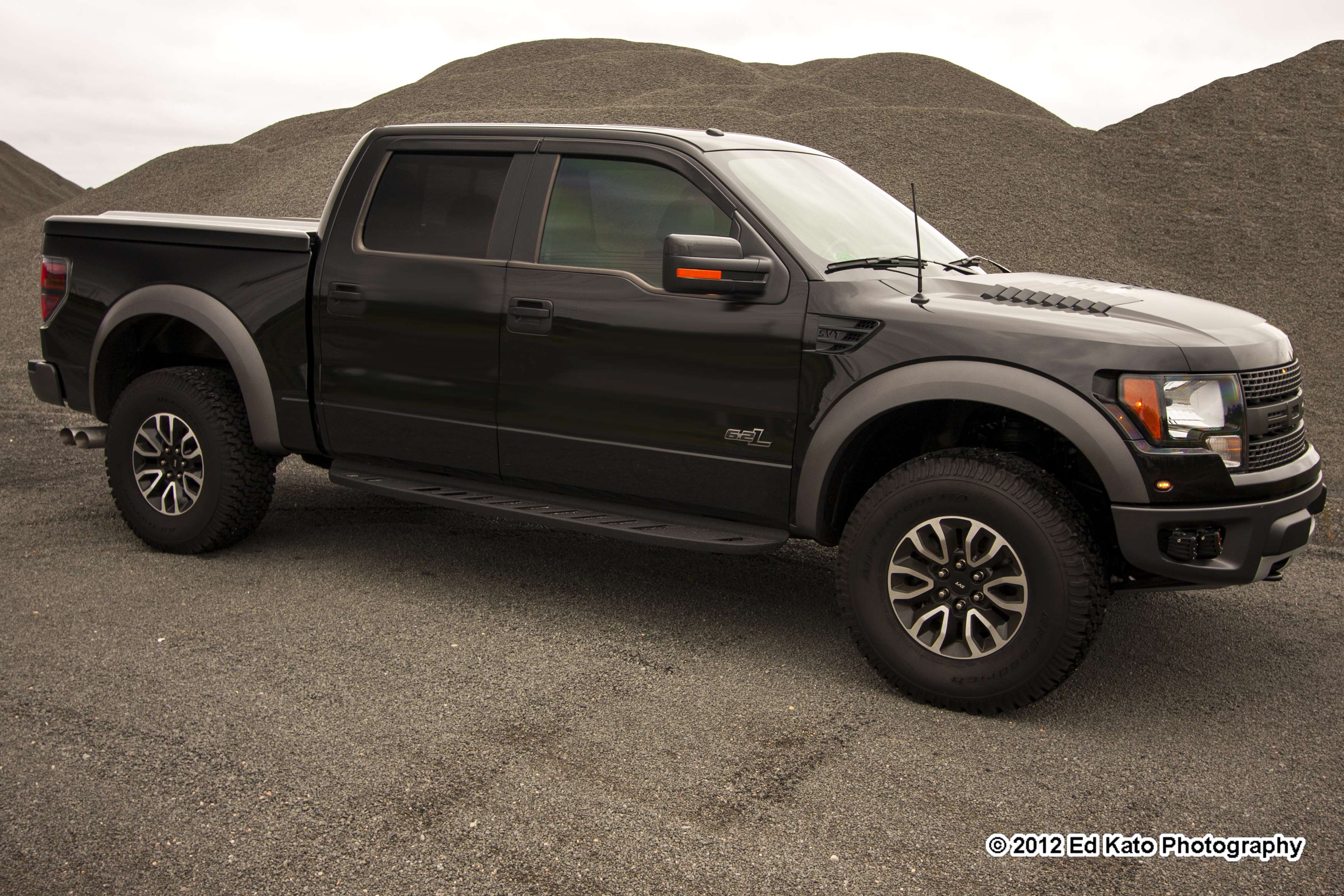 Ford F150 Raptor Black