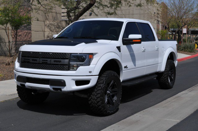 Ford F150 Raptor Lifted