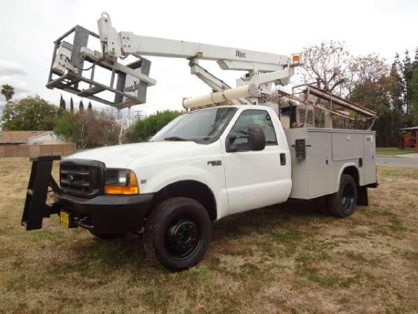 Ford F450 Bucket Truck