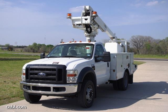Ford F450 Bucket Truck