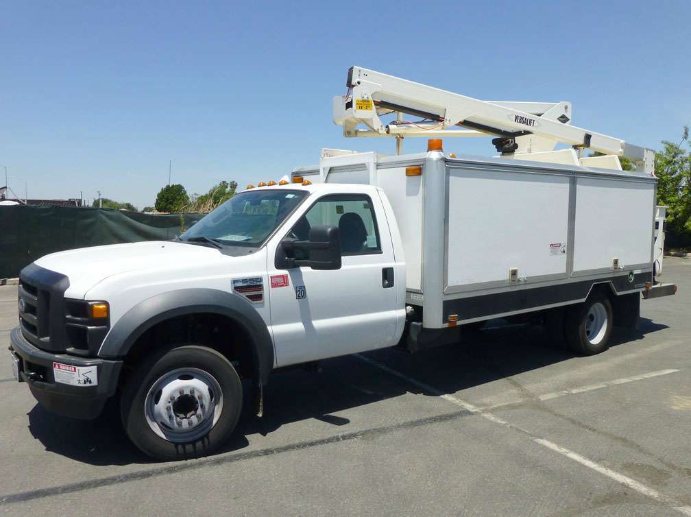 Ford F550 Bucket Truck