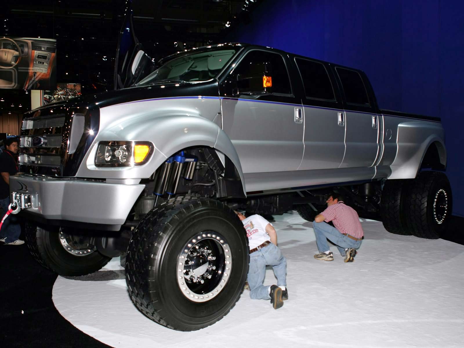 Ford F650 2014
