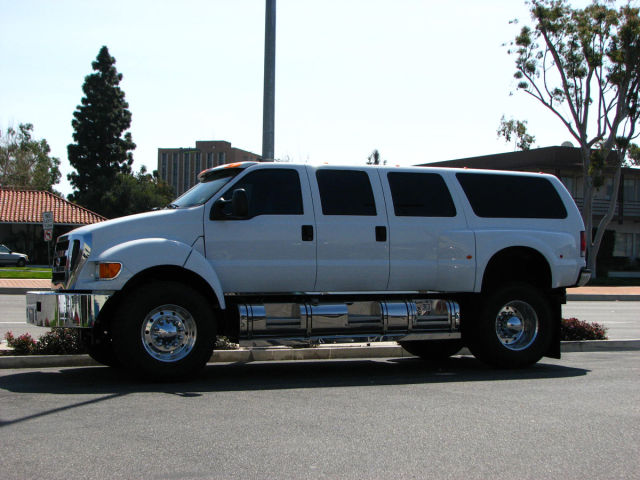 Ford F650 3 Door