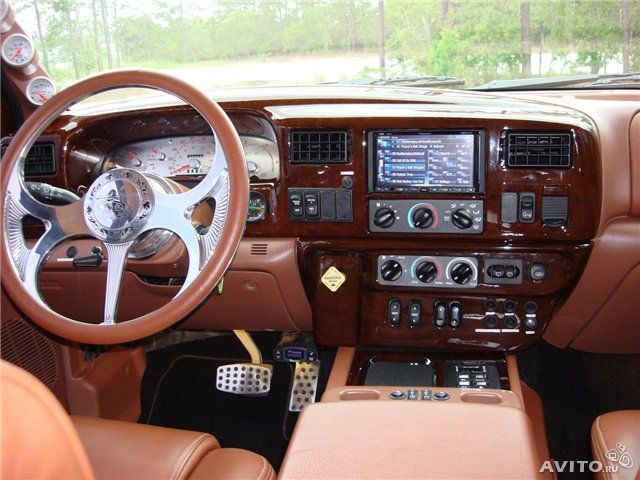Ford F650 6 Door