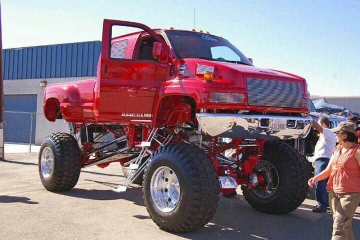 Ford F650 Lifted