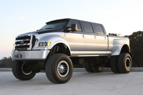 Ford F650 Limo