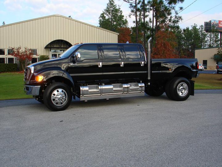 Ford F650 V10