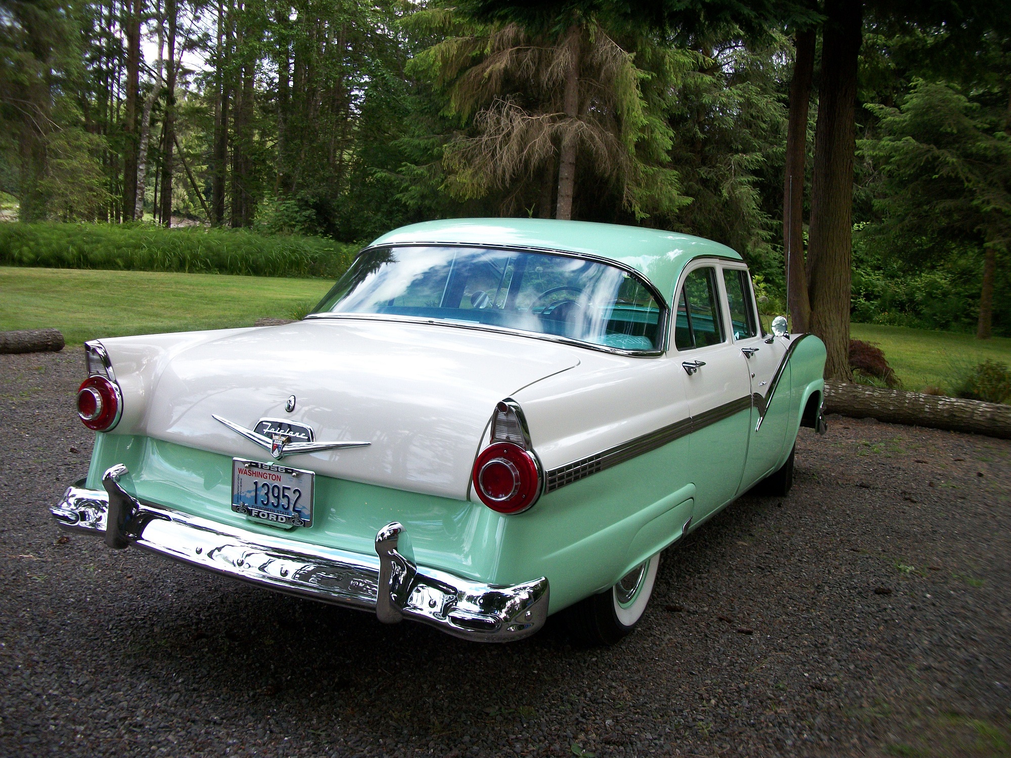 Ford Fairlane 1956