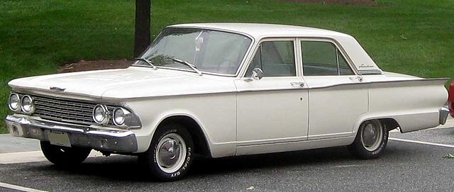 Ford Fairlane 4-Door