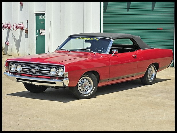 Ford Fairlane 500 Convertible