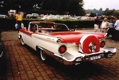 Ford Fairlane Convertible