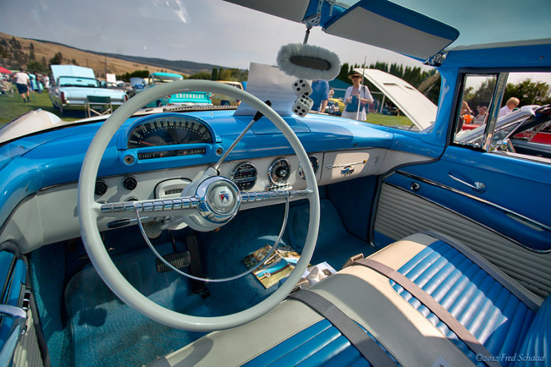 Ford Fairlane Crown Victoria Skyliner