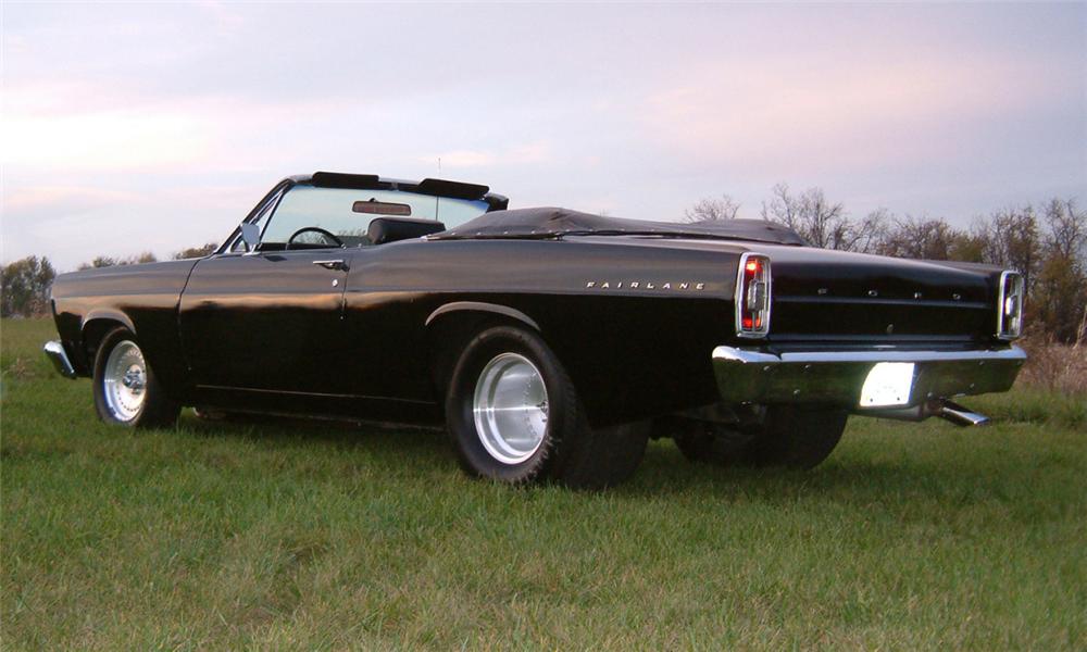 Ford Fairlane Custom