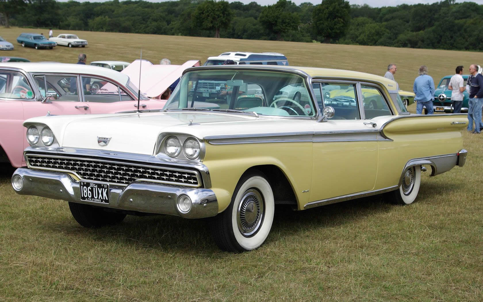 Ford Fairlane Sedan Ford Fairlane Sedan