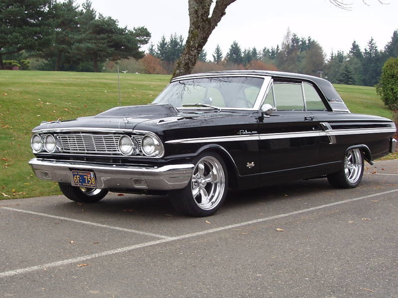 Ford Fairlane Sports Coupe