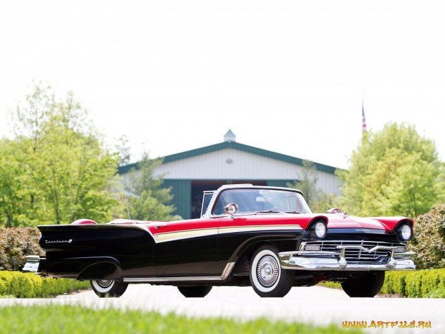 Ford Fairlane Sunliner