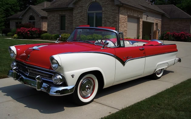Ford Fairlane Sunliner