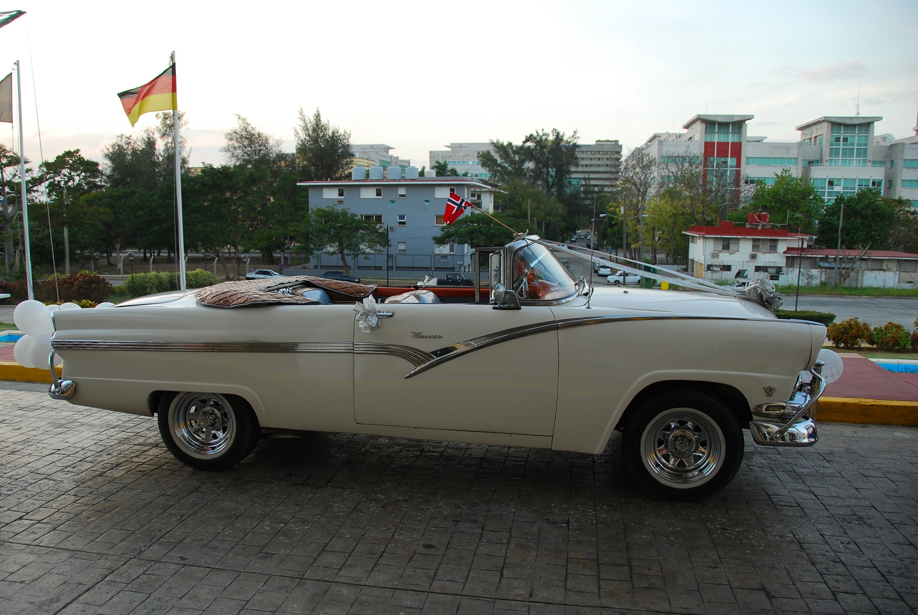 Ford Fairlane Victoria