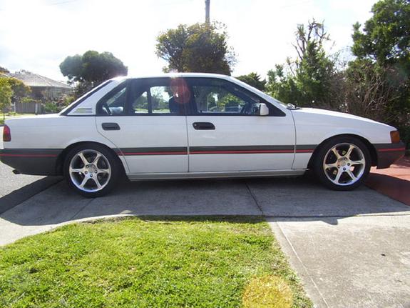 Ford Falcon Ea