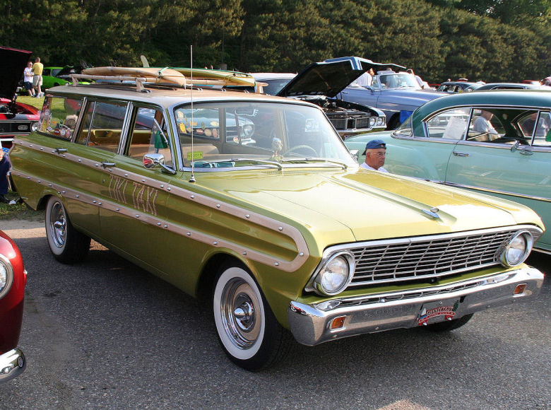 Ford Falcon Squire