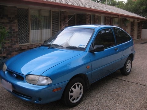 Ford Festiva 1999