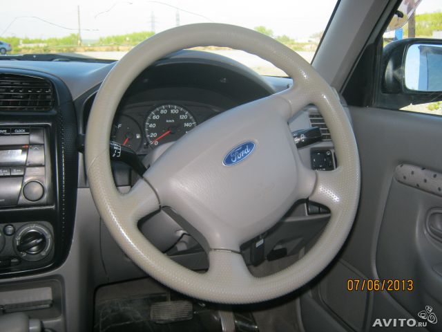 Ford Festiva 2002