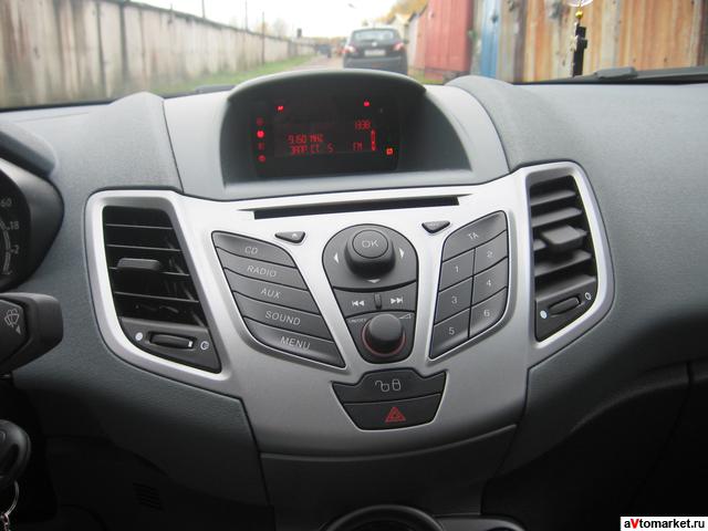Ford Fiesta 1.4 Mt