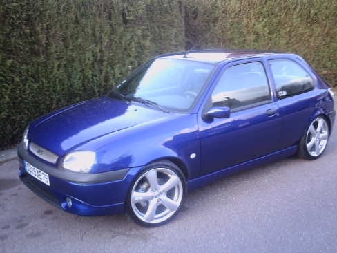 Ford Fiesta 2000