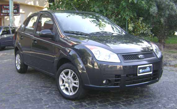 Ford Fiesta Max