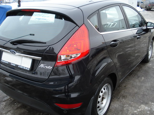 Ford Fiesta Panther Black