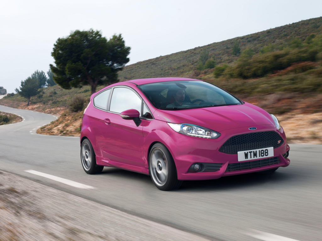Ford Fiesta Pink