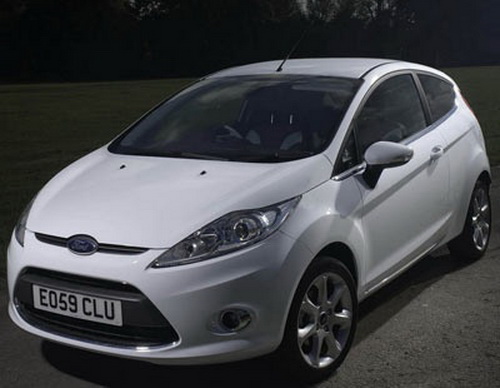 Ford Fiesta Titanium White