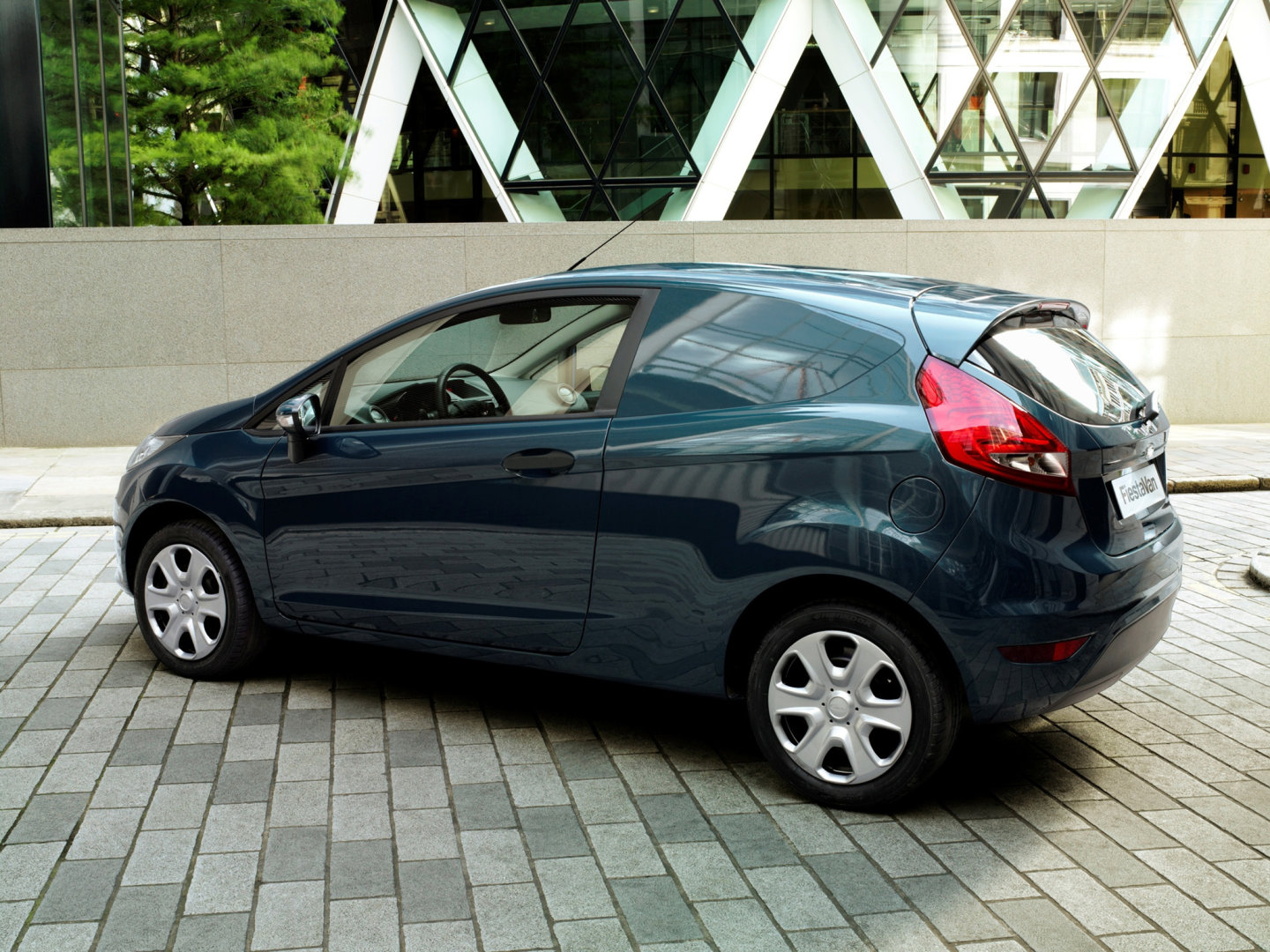 Ford Fiesta Van 2014