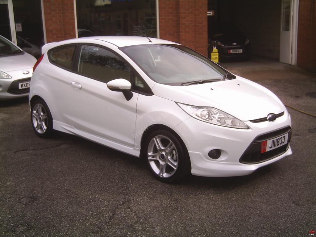 Ford Fiesta White