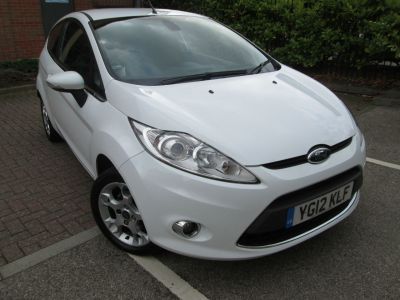 Ford Fiesta Zetec White