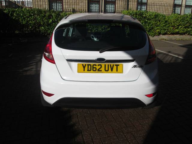 Ford Fiesta Zetec White