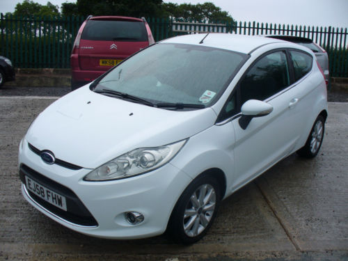 Ford Fiesta Zetec White