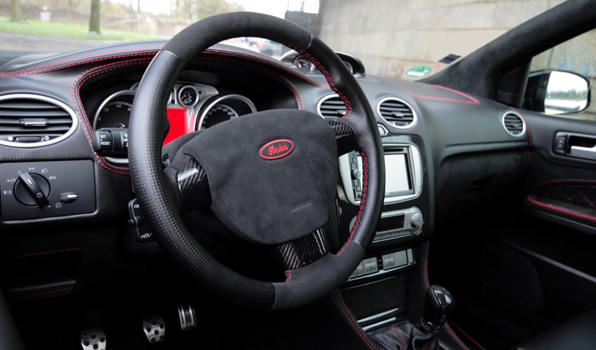 Ford Focus RS Black