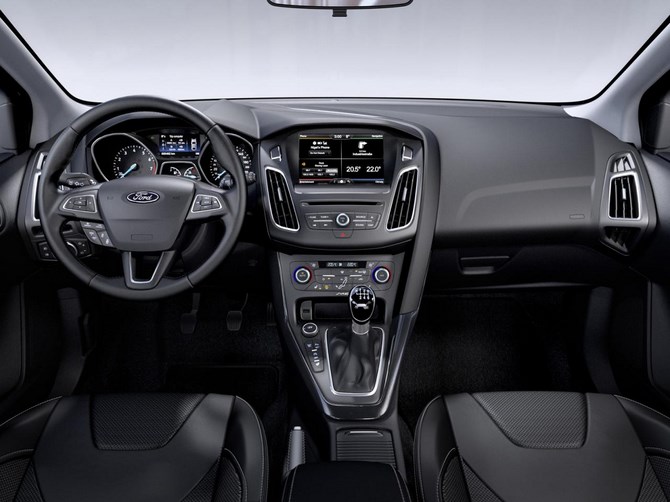 Ford Focus ST Facelift 2015