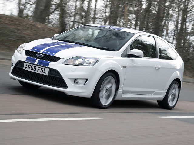 Ford Focus ST white