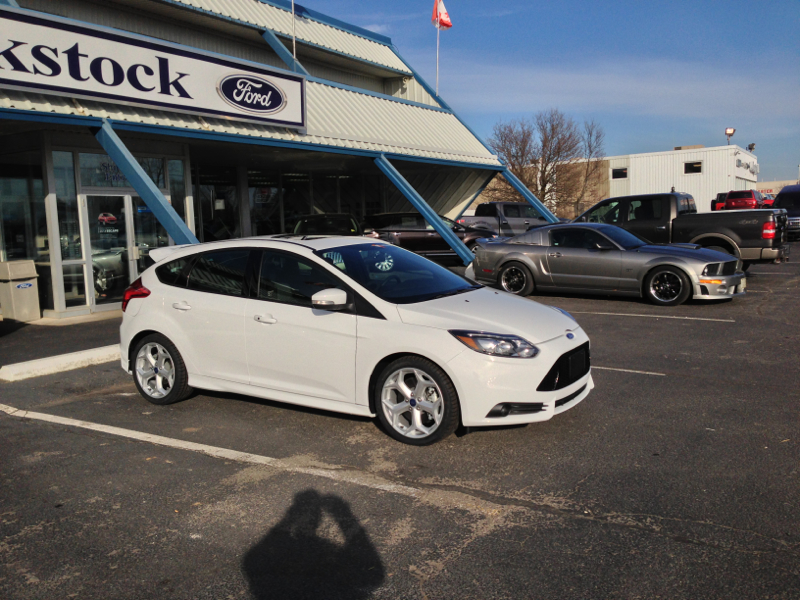 Ford Focus ST white