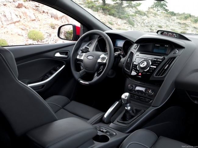 Ford Focus 1.6 Automatic