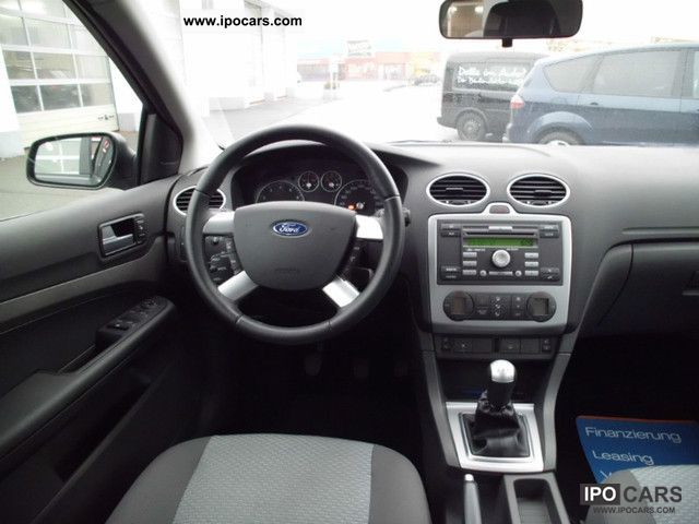 Ford Focus 16
